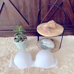 Strapless push up bra